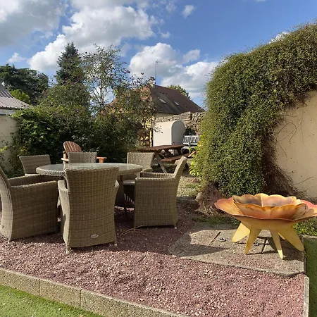 Mantilly Holiday Gite