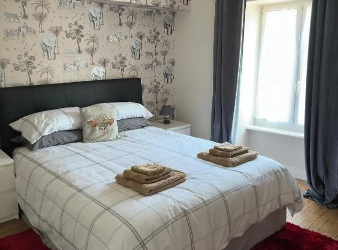 Mantilly Holiday Gite Hébergement de vacances Mantilly