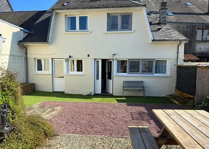 Mantilly Holiday Gite Hébergement de vacances *