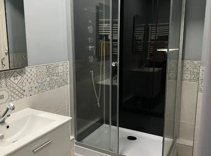 Mantilly Holiday Gite Hébergement de vacances *